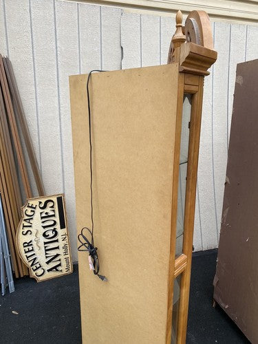 65091 Oak Corner Curio Cabinet with Plate Glass Shelves (BN 05)