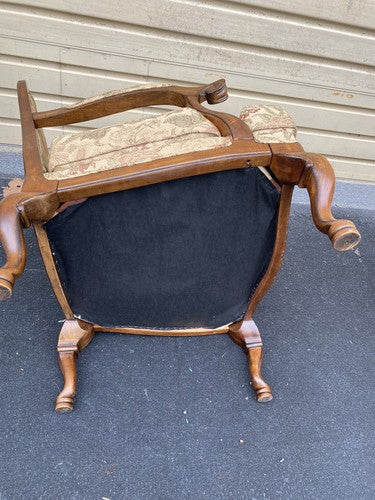 65790    Large Comfortable Armchair Chair