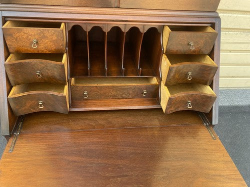 65915 KITTINGER Furniture Quality Walnut Secretary Desk w/ Bookcase Top