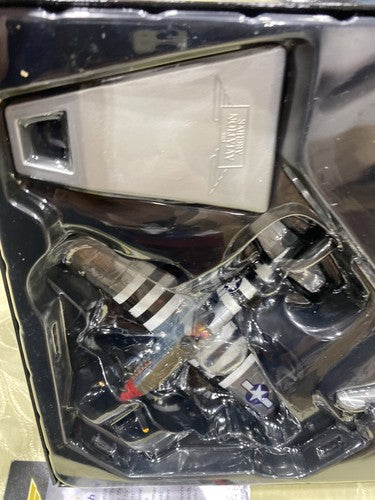 ES 208:  P-51B Mustang "Missouri Mauler  Willard Millie Millikan USAAF US37101