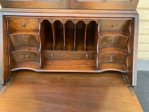 65915 KITTINGER Furniture Quality Walnut Secretary Desk w/ Bookcase Top