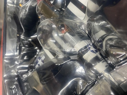 ES 208:  P-51B Mustang "Missouri Mauler  Willard Millie Millikan USAAF US37101