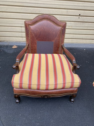 65785 Large TAYLOR KING Furniture Leather Armchair Chair