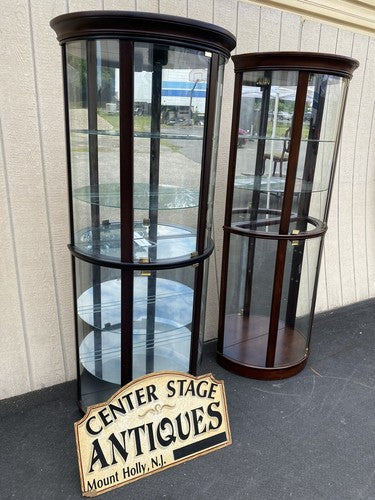 65533  MERIDAN Furnitute Bow Glass Curio Cabinet w/ Plate Glass Shelves