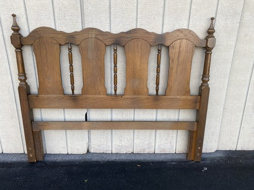 66224 Modern Oak Full or Queen Size Headboard Bed