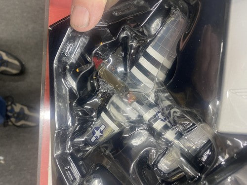 ES 208:  P-51B Mustang "Missouri Mauler  Willard Millie Millikan USAAF US37101