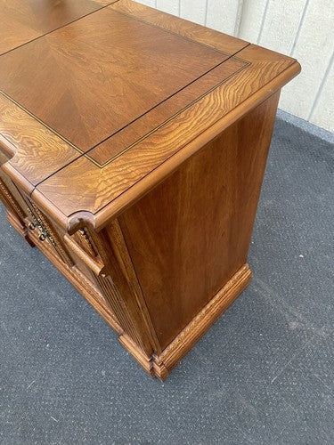 66098 Mahogany Universal Furniture Bar Cart Sideboard Server Cabinet