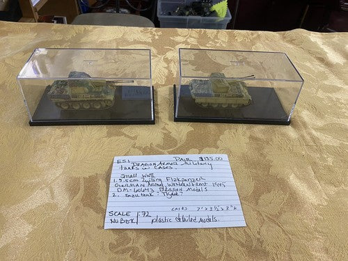 ES 1:   2 Dragon Armor Military Tanks in Case Western Front 1945