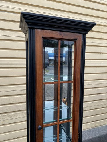 65788  Modern PULASKI Furniture Curio Cabinet Display Case