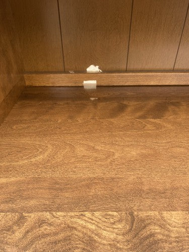 65542 Ethan Allen Cabinet with Bookcase top