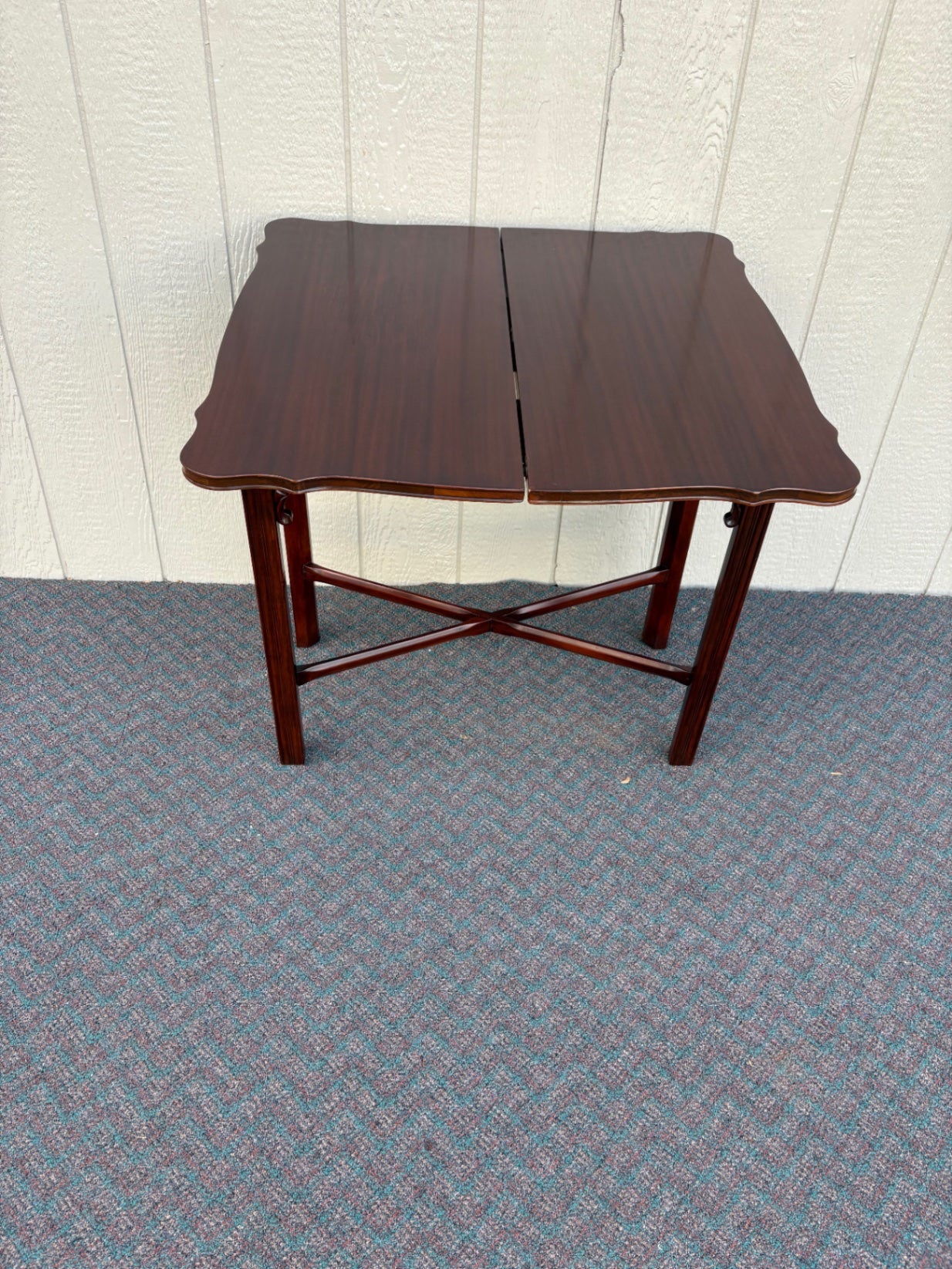 67746 Vintage Mahogany Flip-Top Game Table with Cabriole Legs