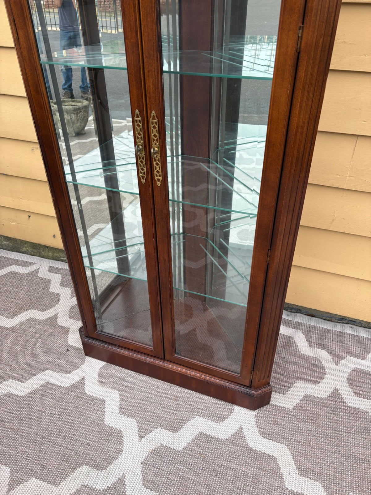 68207 AMERICAN Furniture Beveled Glass Corner Curio Cabinet