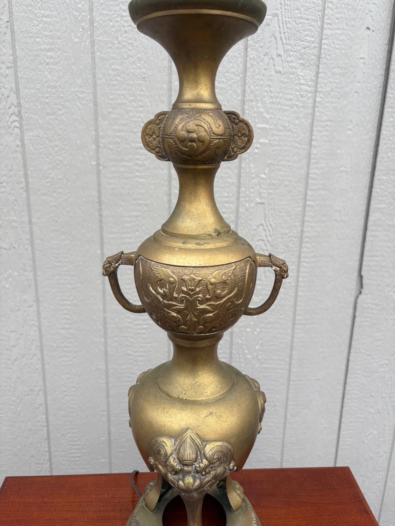 68108  Ornate Vintage Brass Table Lamp with Lion Paw Base