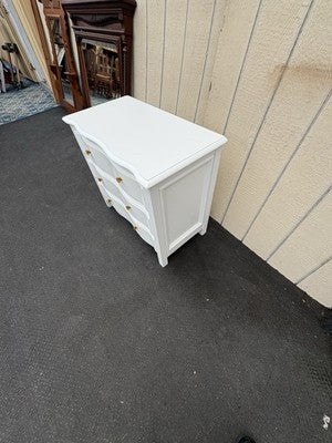 66763  ROMWEBER Decorator Dresser Chest