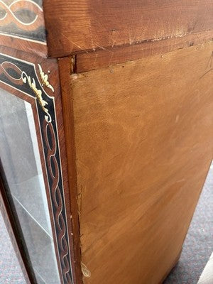 66959 Louis XV Curio China Cabinet with Bronze Ormalu