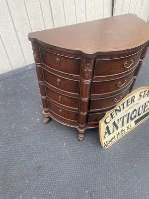 66510 Decorator Modern Dresser Chest