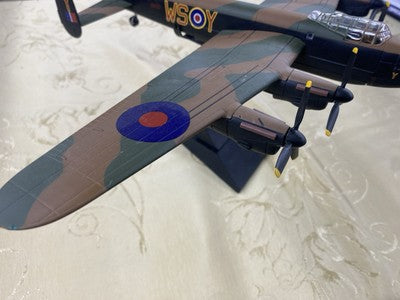 ES 210:   Diecast Airplane Plane AA32618