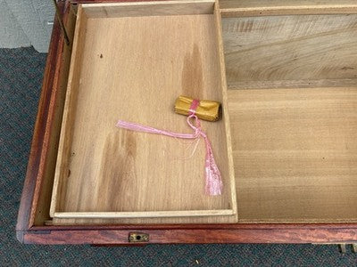 67075 Mahogany Oriental Blanket Chest With Sliding Tray