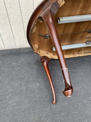 66514 Mahogany Queen Anne Oval Dining Table with NO leafs