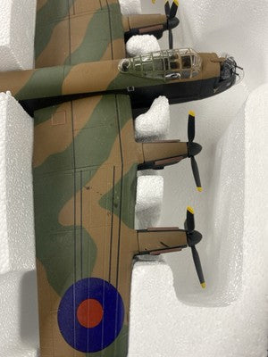 ES 210:   Diecast Airplane Plane AA32618