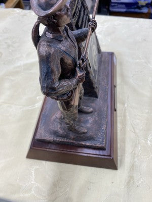 ES : Bill of Rights N R A 2010 SIZE  12" x 7" x 11"H