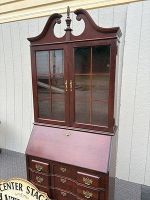 66938 Jasper Furniture Cherry Secretary Desk w/ Bookcase Top