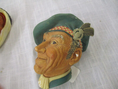 COL  01 WW:     Set of 5  BOSSONS Figures