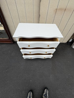 66763  ROMWEBER Decorator Dresser Chest