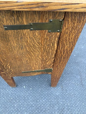 66720 Mission Oak Arts Crafts Nightstand End table Taboret