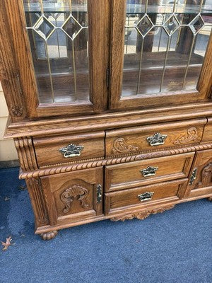 67122 Leaded Glass Oak China Cabinet Curio