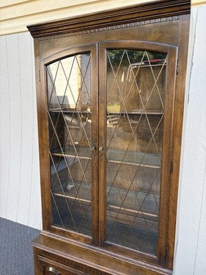 66953 Maple ETHAN ALLEN Curio China Cabinet Bookcase