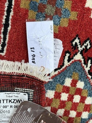 RUG 13: Tan Oriental Rug Carpet SIZE 75" x 48"