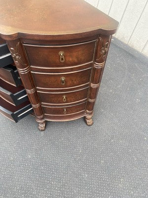 66510 Decorator Modern Dresser Chest