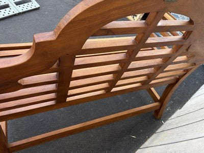 66872   BROYHILL Teak Settee Bench Chair