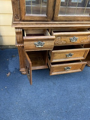 67122 Leaded Glass Oak China Cabinet Curio