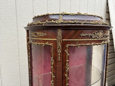 67095 Louis XV Curio China Cabinet with Bronze ormalu