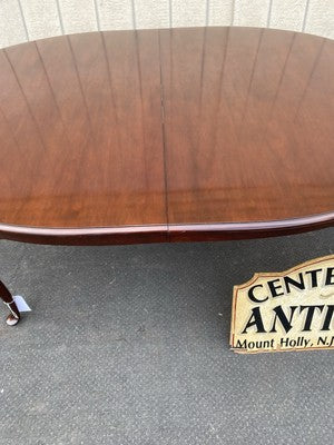 66514 Mahogany Queen Anne Oval Dining Table with NO leafs