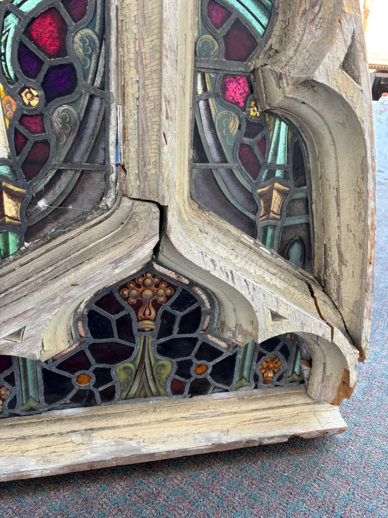 67488 Gothic Arched Stained Glass Window with Wooden Frame
