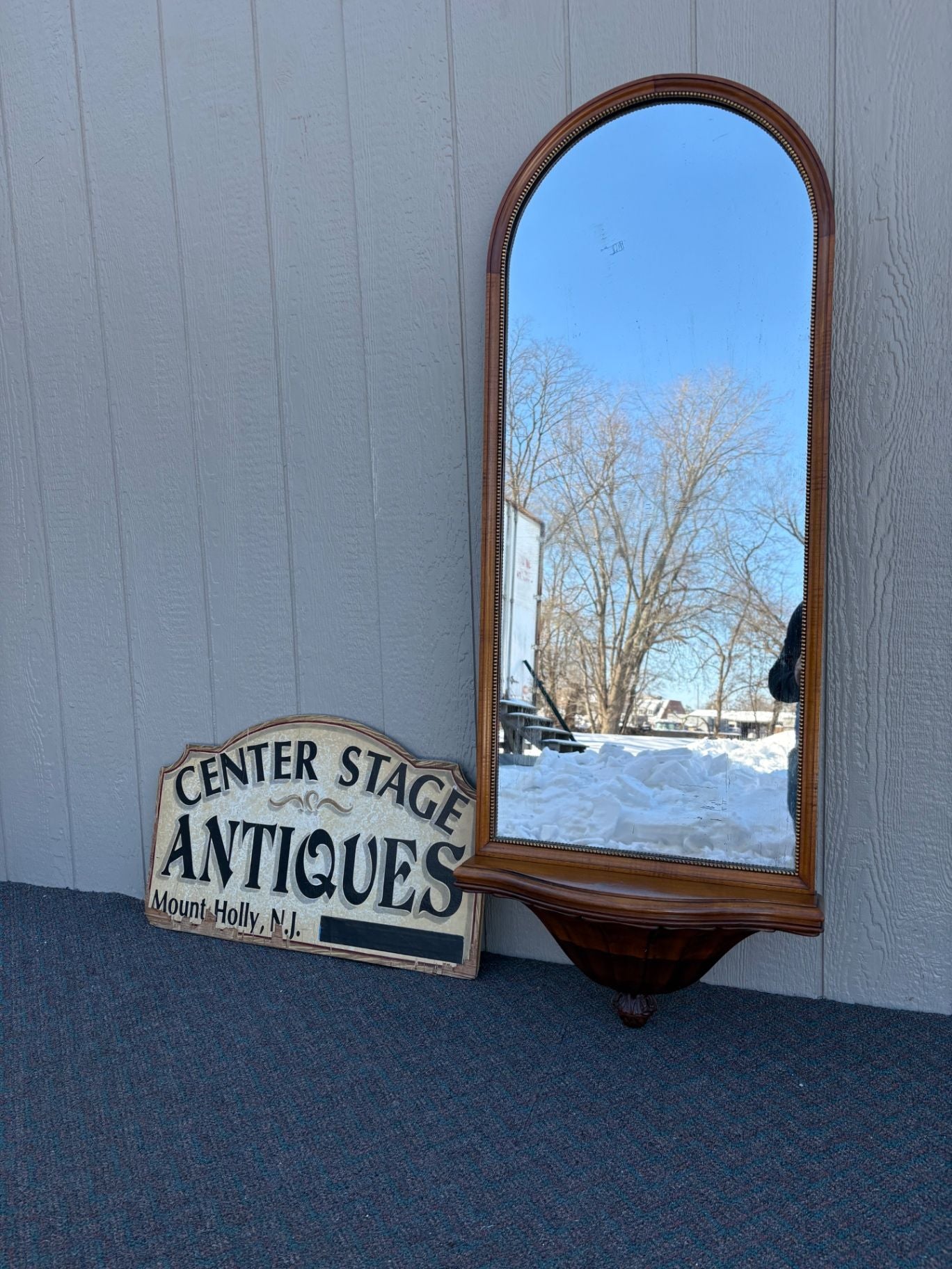 67419  Elegant Vintage Wall Mirror with Carved Wood Shelf