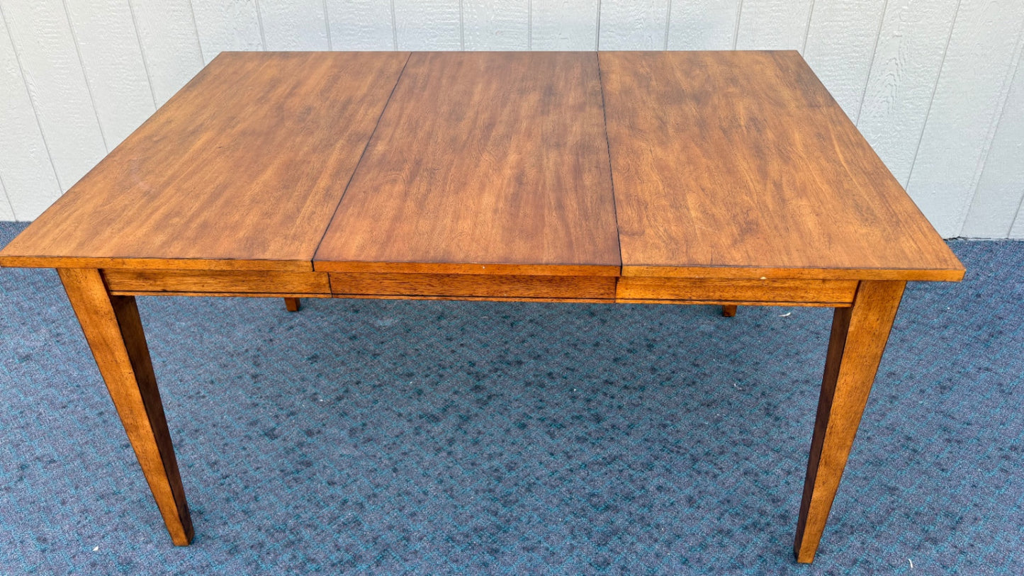 Ethan Allen Dining Table and 4 Chairs Set in Mid-Century Style