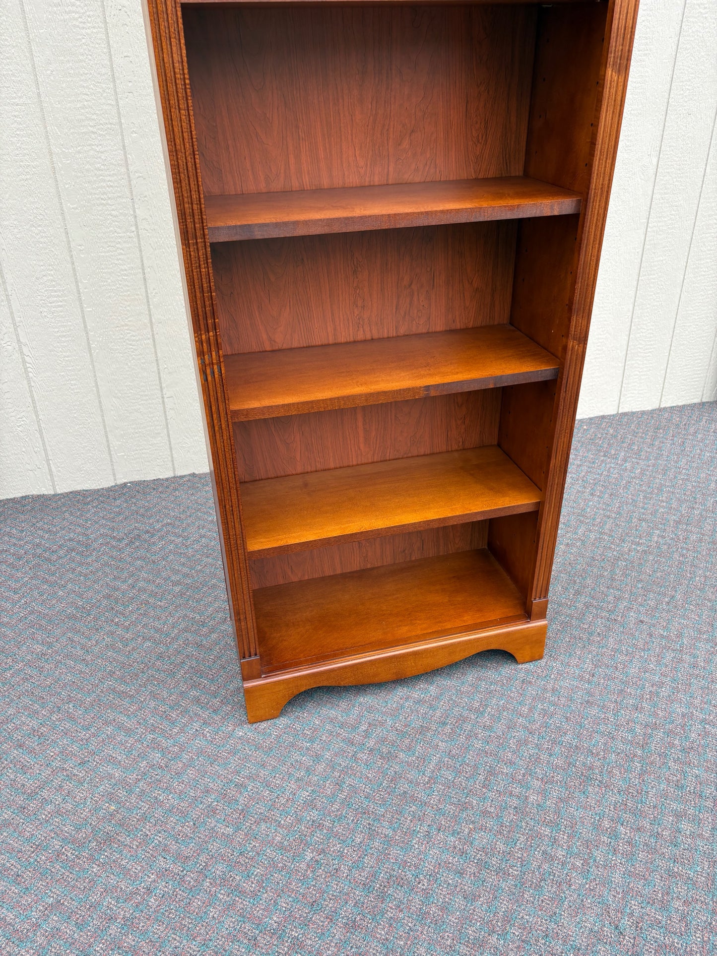 67735 Elegant Maple Bookcase with Decorative Trim and Five Shelves