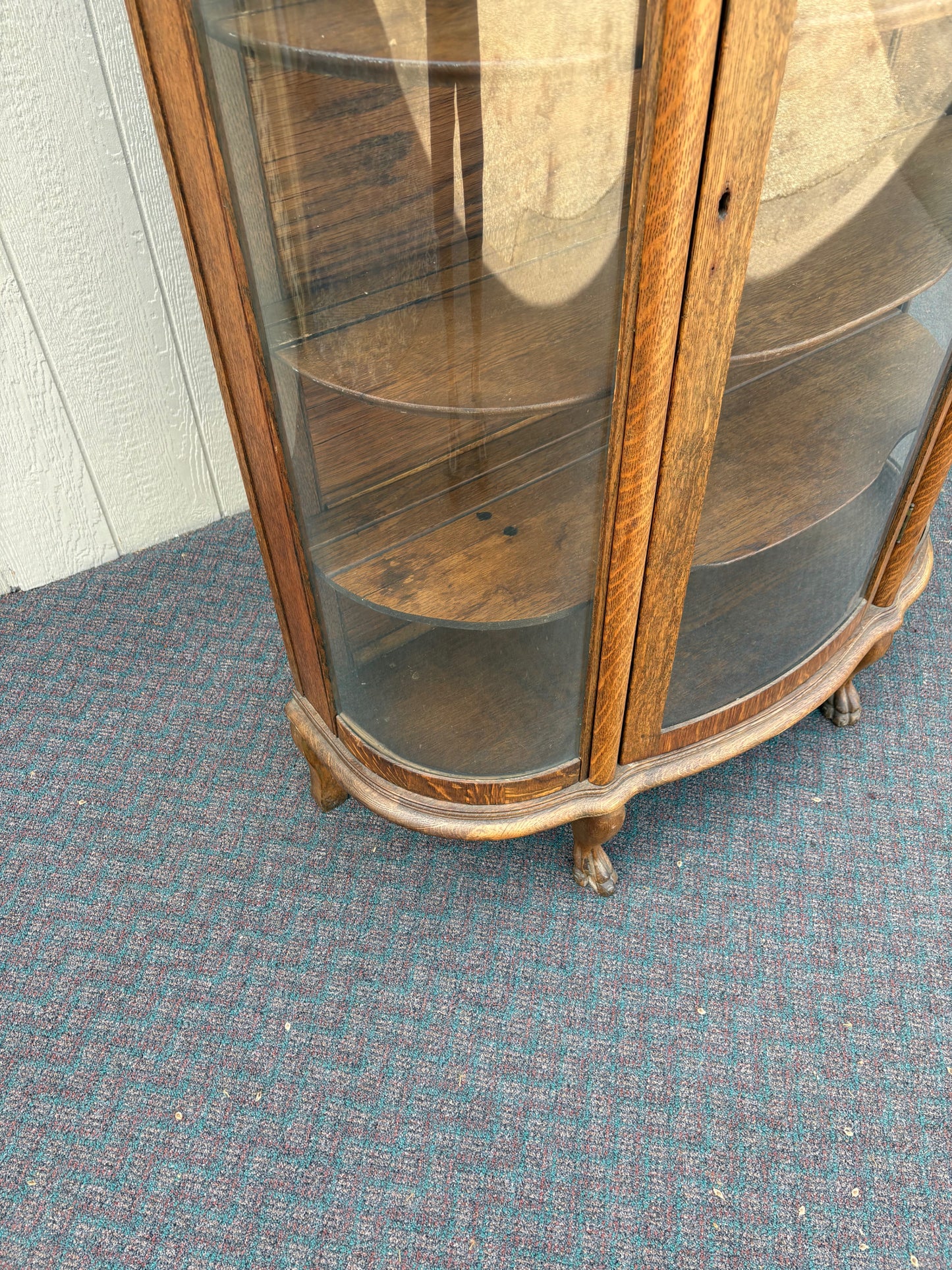 67718 Antique Oak Lion Head China Cabinet with Curved Glass Doors