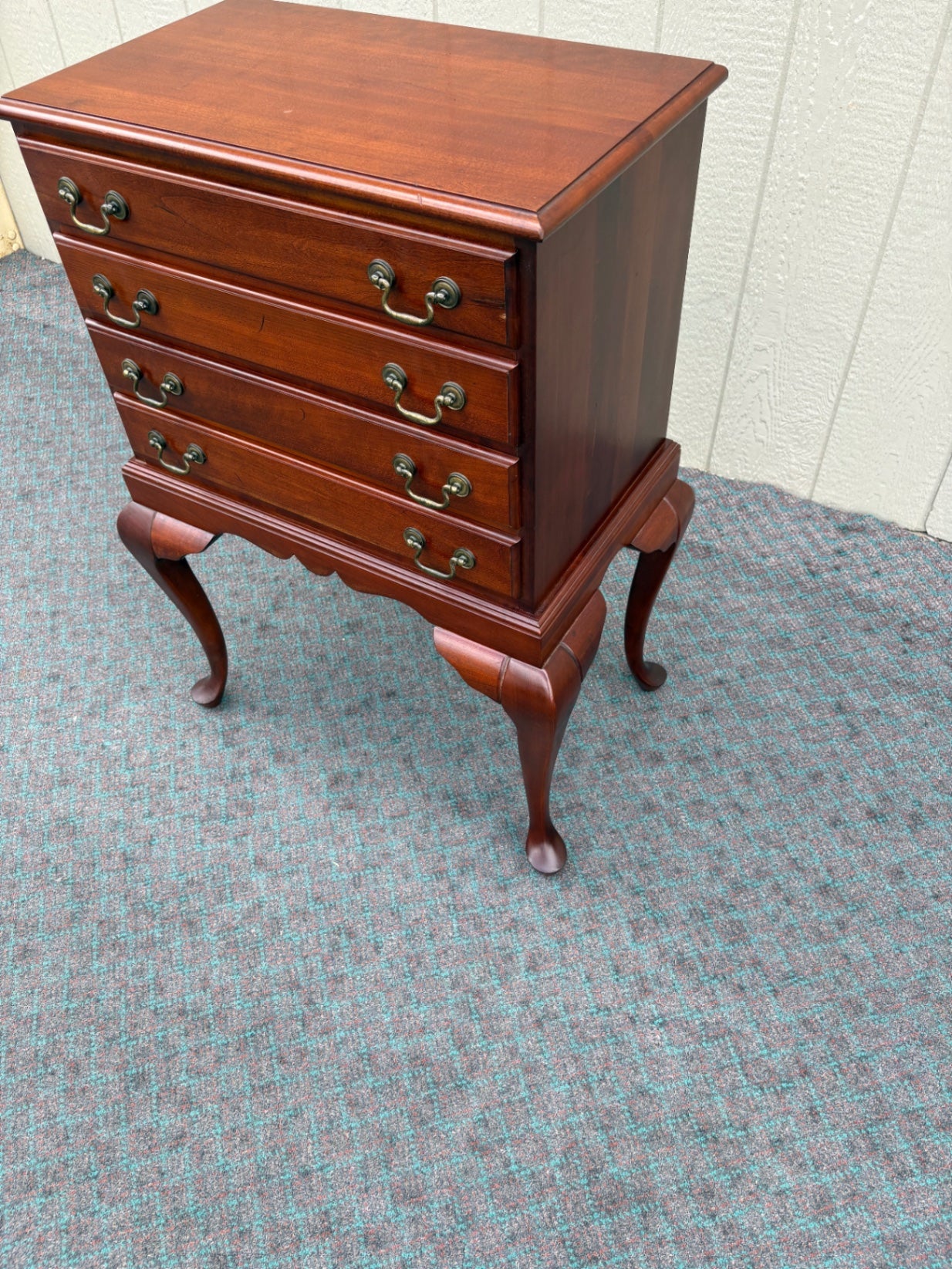 68109 Mahogany Queen Anne Style Silverware Chest with Cabriole Legs