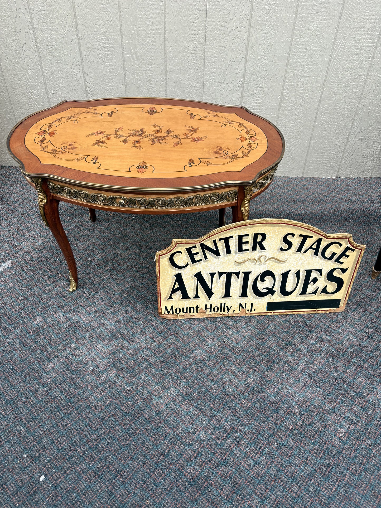 Elegant 1980s Louis XV Inlaid Coffee Table with Brass Accents