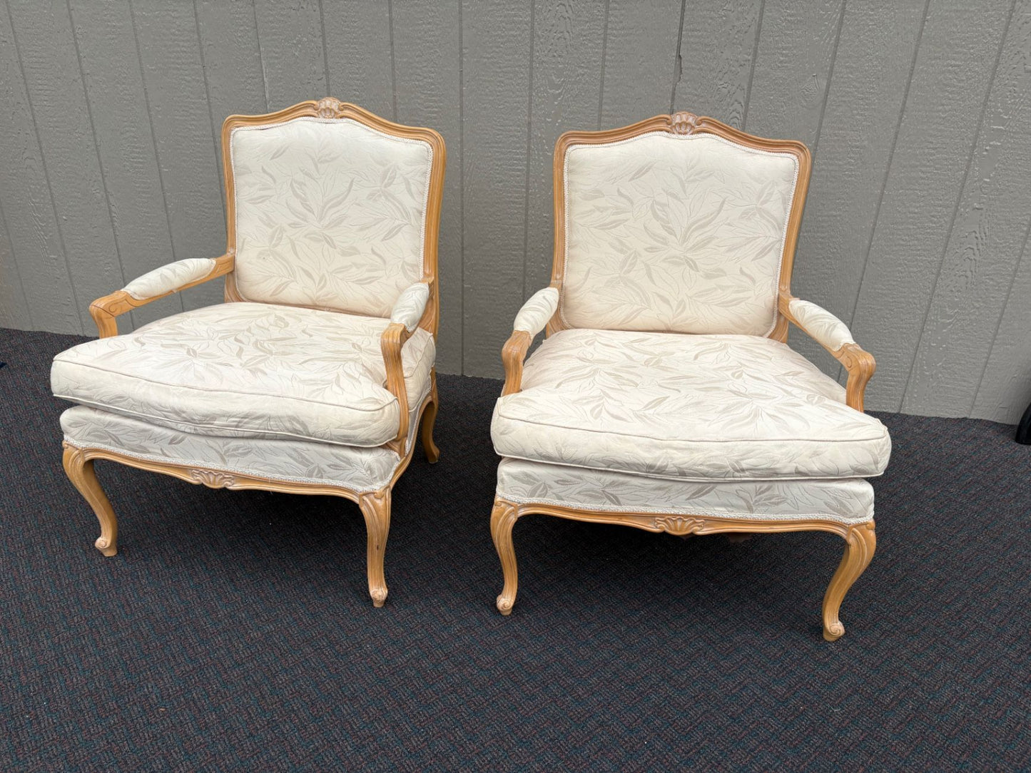67530 Pair of Chateau Dax Italian Louis XV Style Armchairs in Cream