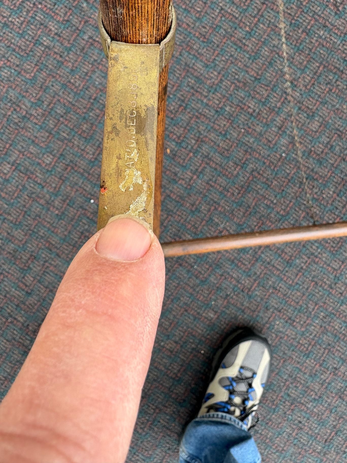 66382  Antique Victorian Stick and Ball Easel with Brass Accents