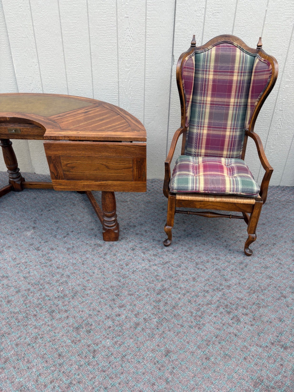67998 Vintage Oak Kidney Desk with Plaid Upholstered Chair Set