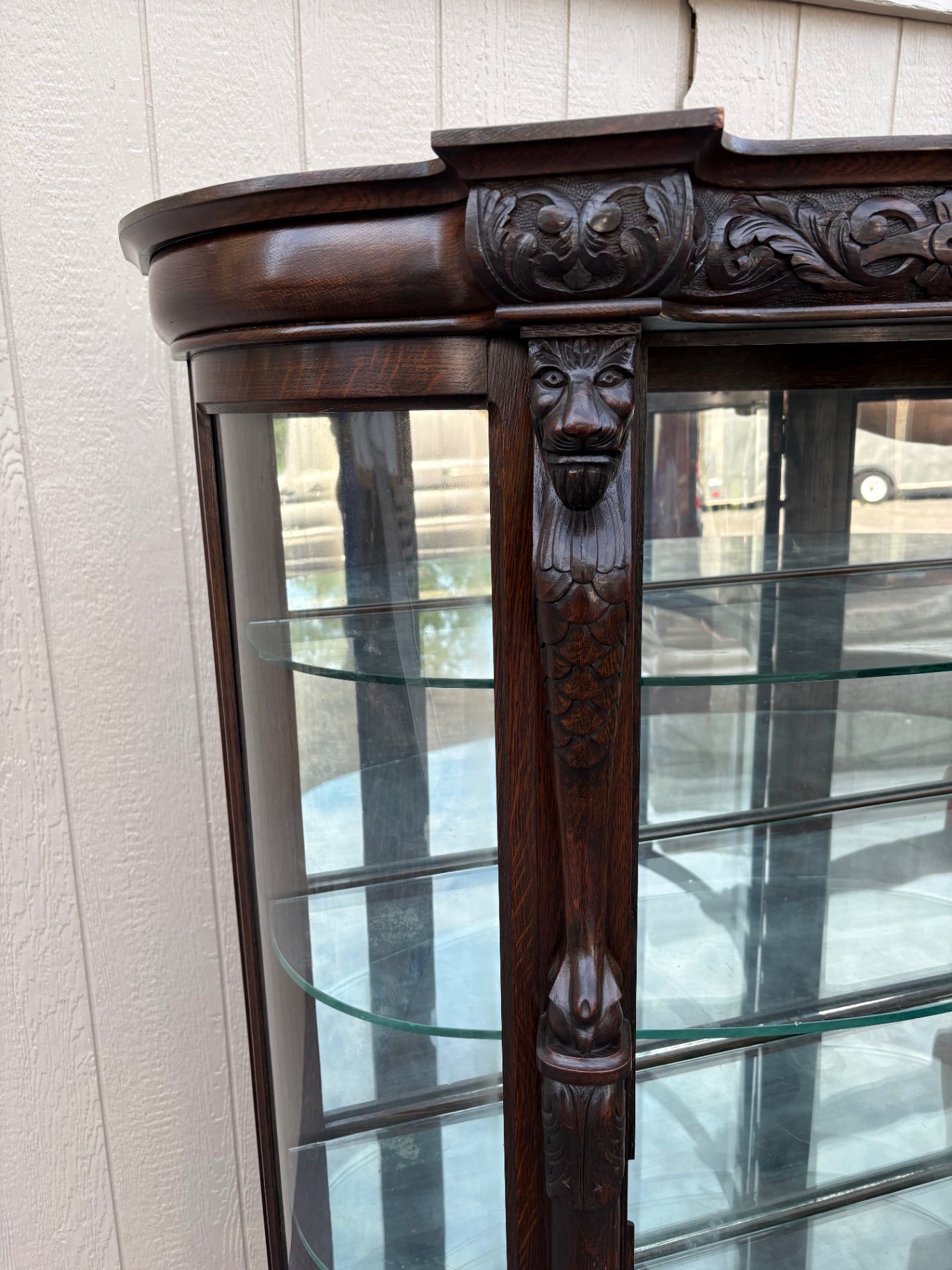 67971 Antique Curved Glass Oak China Cabinet with Lion Carvings