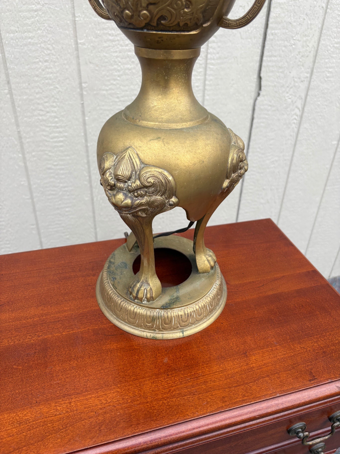 68108  Ornate Vintage Brass Table Lamp with Lion Paw Base