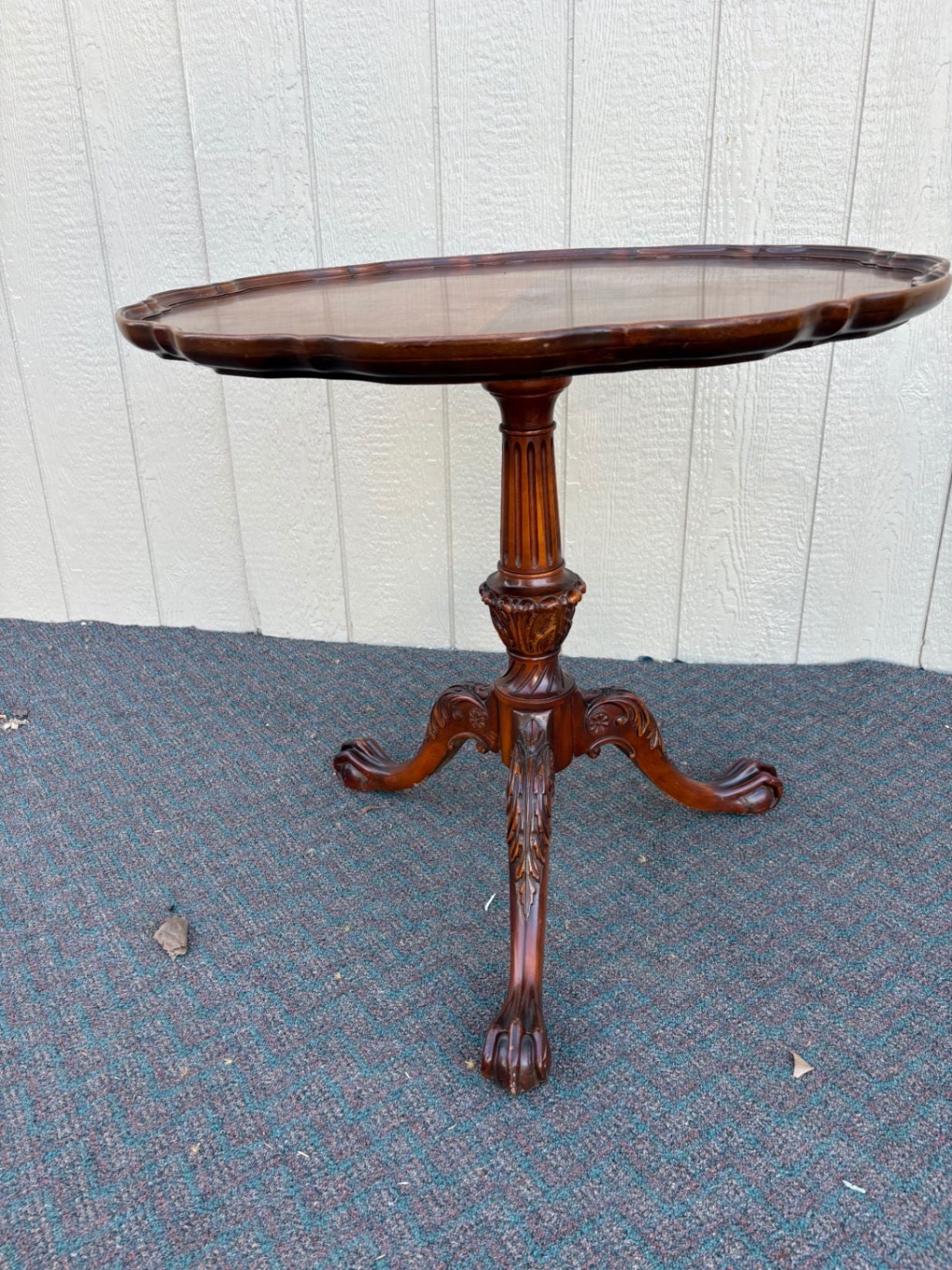 67234 Antique Chippendale Pie Crust  Table in Mahogany